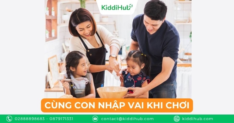 Cùng con nhập vai khi chơi