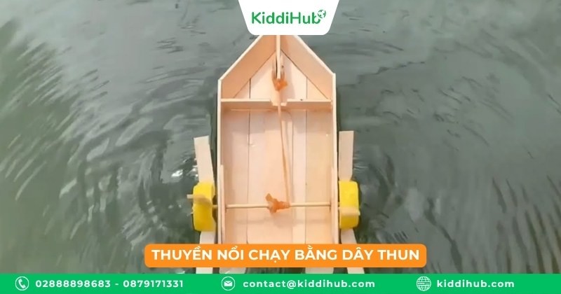 Thuyền nổi chạy bằng dây thun