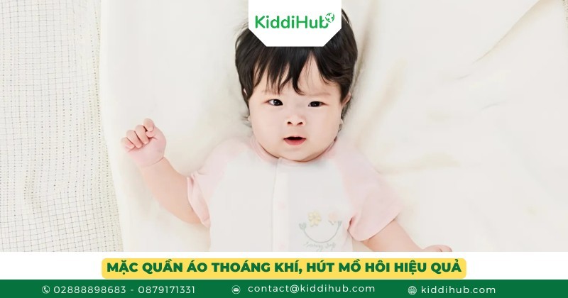 Mặc quần áo thoáng khí, hút mồ hôi hiệu quả