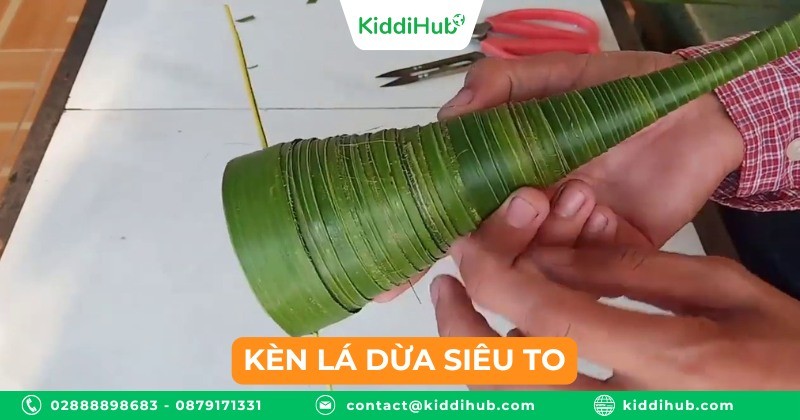 Kèn lá dừa siêu to