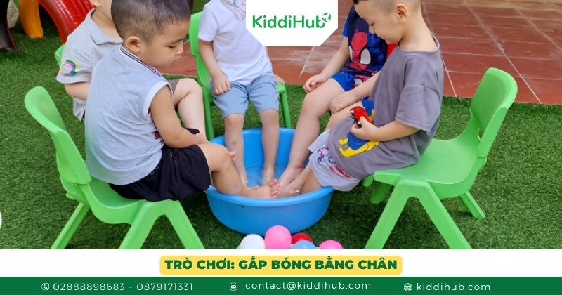 Trò chơi: Gắp bóng bằng chân