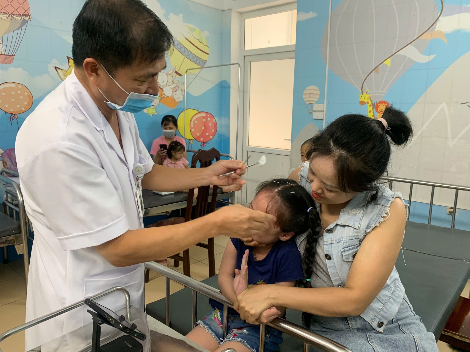 Bảo hiểm y tế chi trả những gì?