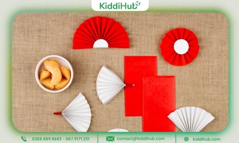 Làm thiệp 20 11 sáng tạo với hiệu ứng rẽ quạt/xòe