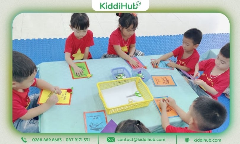 Chuẩn bị để viết và làm thiệp 20 11 cho trẻ mầm non