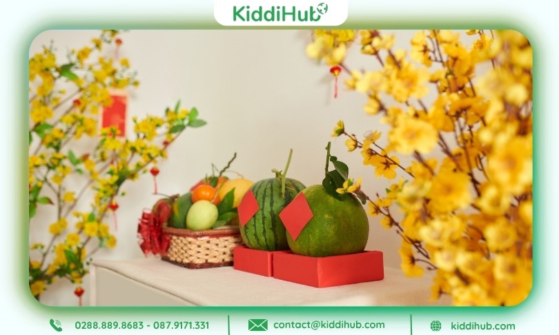 Mẫu trang trí xuân mang sắc vàng may mắn cho không gian