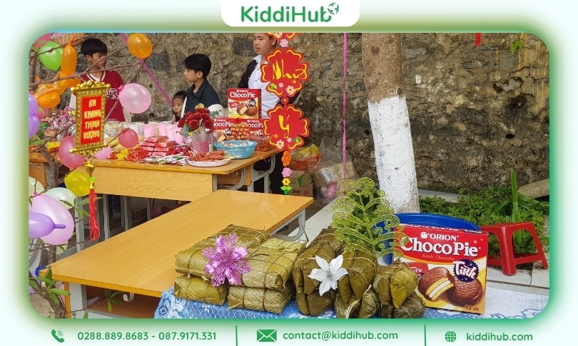 Trang trí gian hàng Tết mầm non với phong cách truyền thống