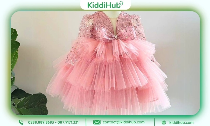 Tết mặc gì cho bé gái - Váy công chúa