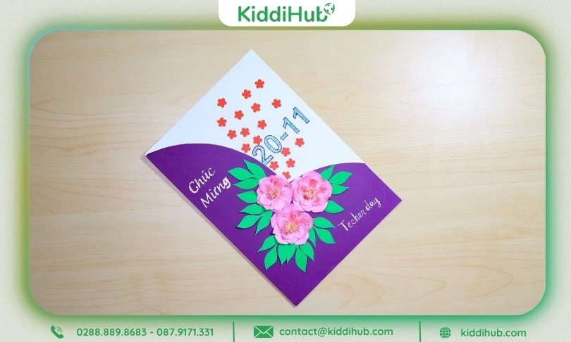 Mẫu thiệp chúc mừng 20 11 chuyên nghiệp với hoa cách điệu và gam màu ấm