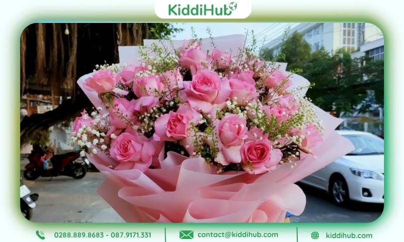 Hoa chúc mừng ngày 20/10 rực rỡ trên phố phường