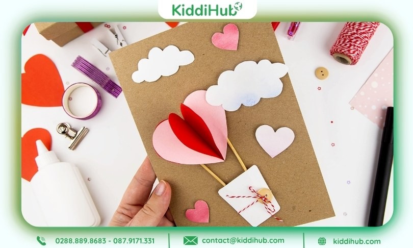 Thiệp 20/10 mầm non từ bìa cứng dễ làm cho trẻ mầm non