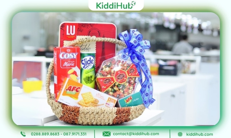 Quà tặng 20/10 cho cô giáo bằng giỏ quà đa dạng, đẹp mắt