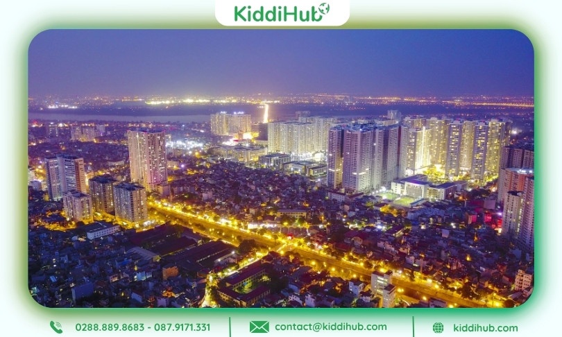 Ảnh Tết âm lịch năm 2026 phố phường về đêm lung linh ánh đèn