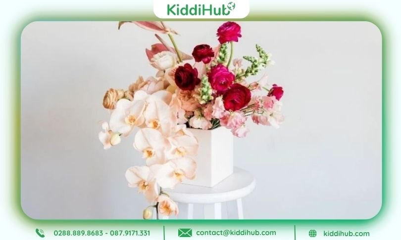 Mẫu cắm hoa thanh lịch, tinh tế dành tặng người đưa đò