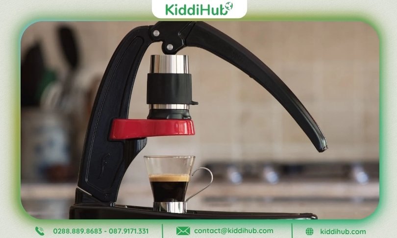 Máy pha cà phê mini – Món quà hiện đại, giúp thầy cô thư giãn mỗi ngày