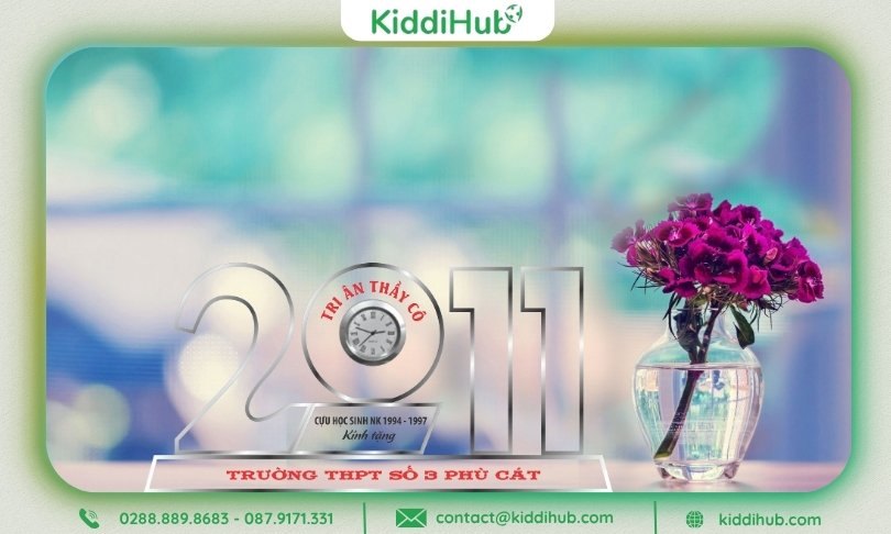 Kỷ niệm chương – Món quà tôn vinh và tri ân người lái đò tận tụy