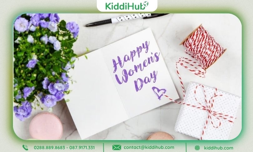 Tấm thiệp rực rỡ sắc màu là biểu tượng của lòng tri ân sâu đậm