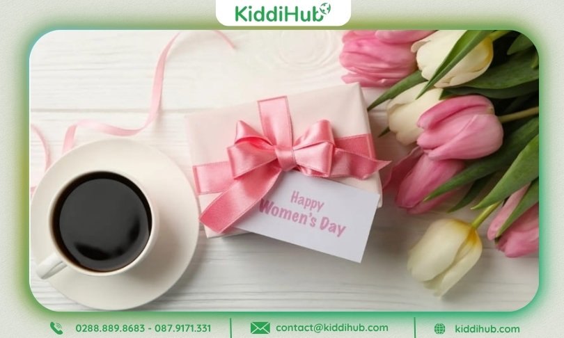 Ảnh 20/10 được thiết kế tỉ mỉ, chan chứa cảm xúc yêu thương