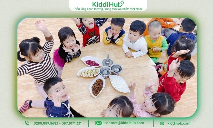 Làm bánh hoặc kẹo handmade