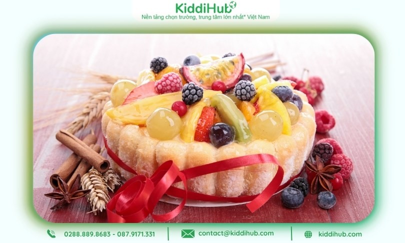 Bánh gato 20/10 sang trọng tặng đồng nghiệp nữ