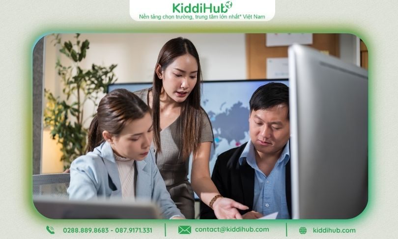 Clip chúc mừng ngắn của cả team - Món quà tinh thần ấm áp