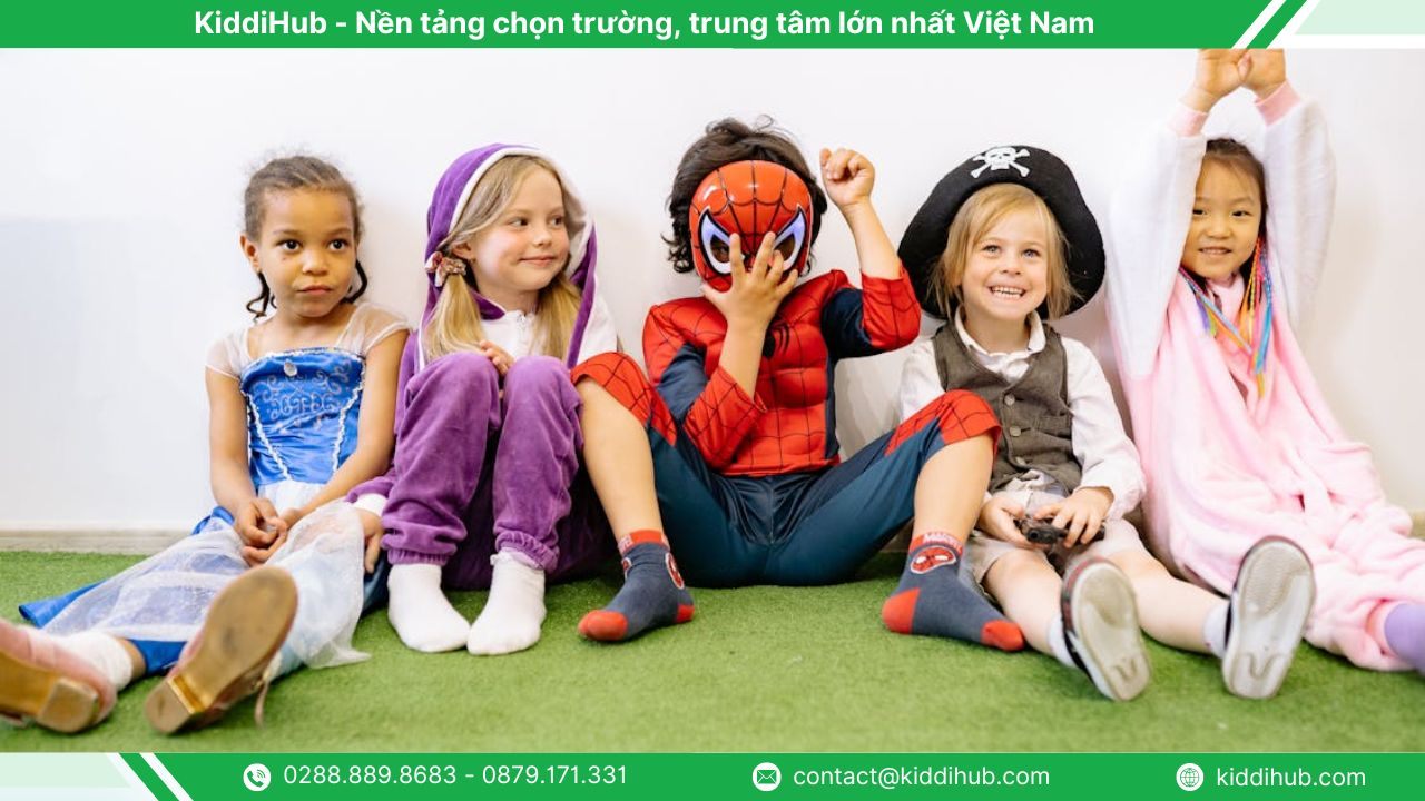 Tiệc hóa trang Halloween