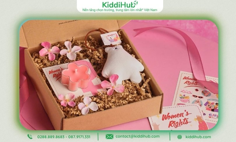 Hộp nến thơm handmade đặt trong hộp giấy tái chế nhỏ