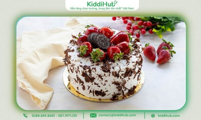 Bánh kem trái cây tươi đẹp mắt, không sợ ngấy