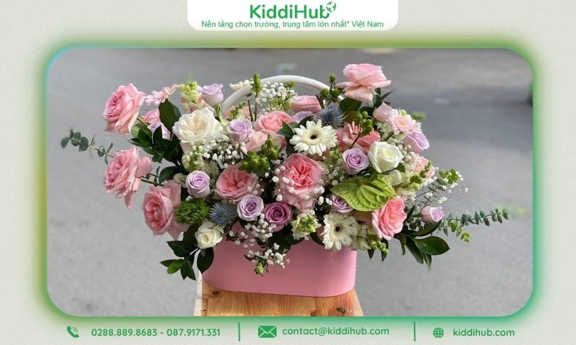 Thi cắm hoa 20/10 về chủ đề “Sắc màu phụ nữ”