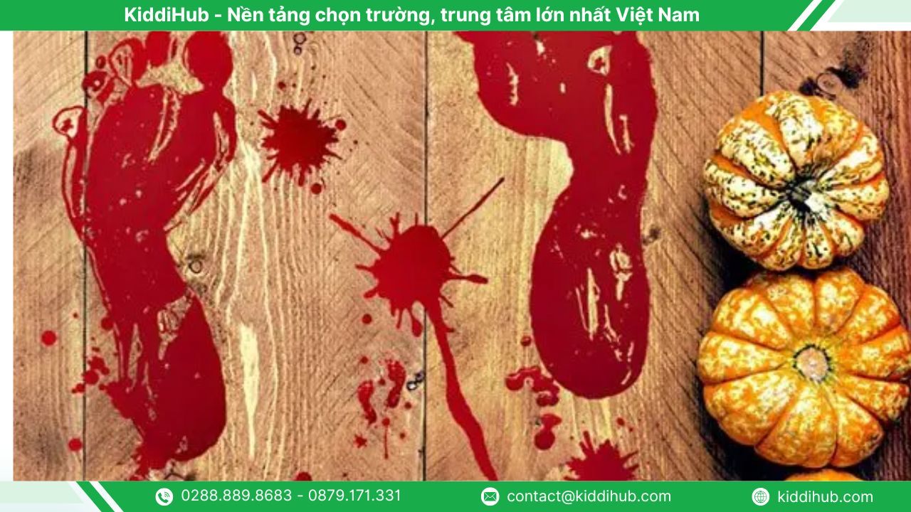 Decal Halloween bàn chân máu