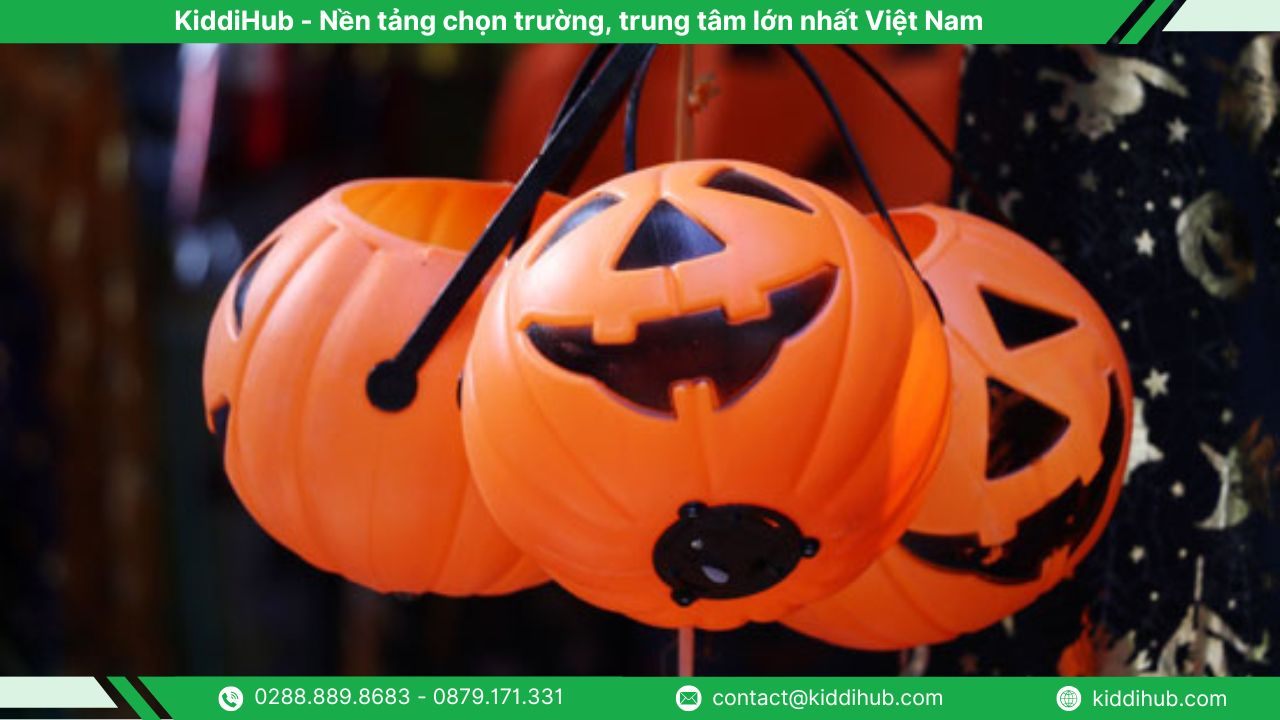 Đồ chơi halloween cho trẻ mầm non