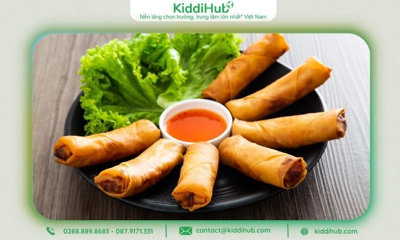 Nem(chả giò) rán – Giòn rụm, vàng đẹp, biểu trưng cho sung túc