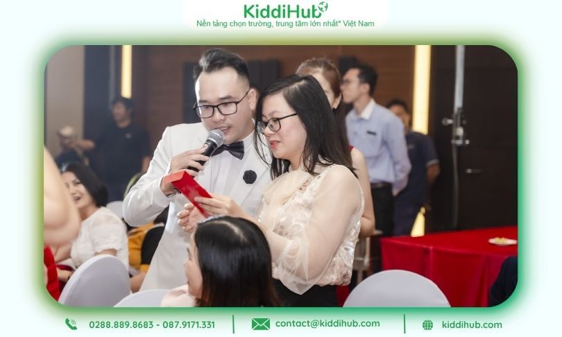 Buổi lễ mở đầu trang trọng, khởi động cho hoạt động 20/10 đầy ý nghĩa