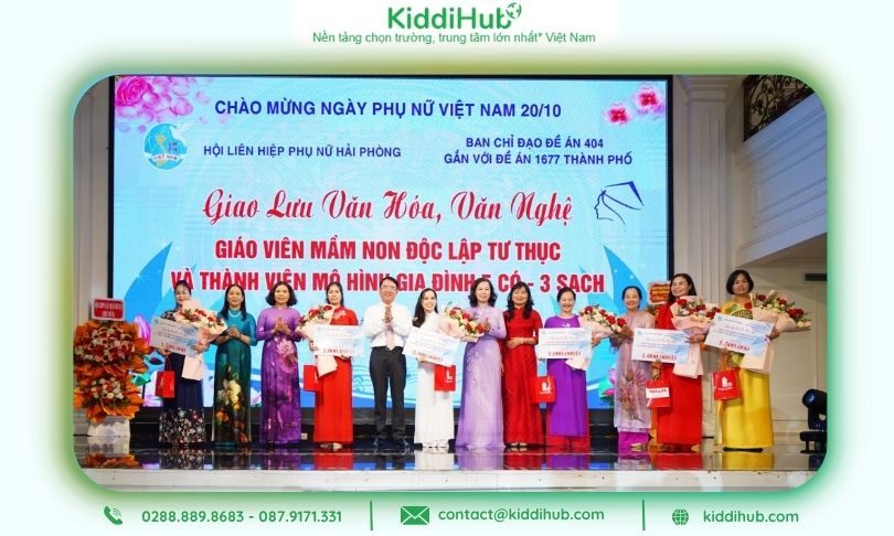 Làm thiệp handmade - Kế hoạch hoạt động ý nghĩa cho 20/10 gắn kết yêu thương và tri ân