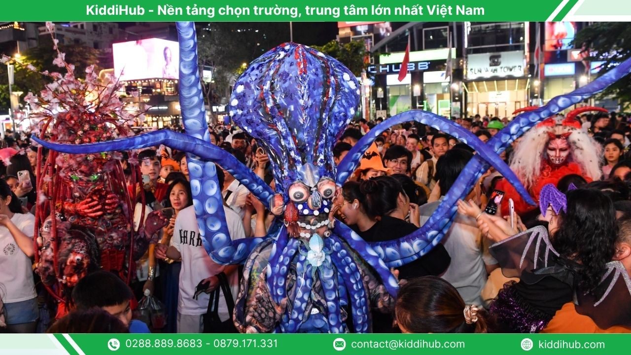 Phố đi bộ Hồ Gươm - Trung tâm của mọi lễ hội Halloween