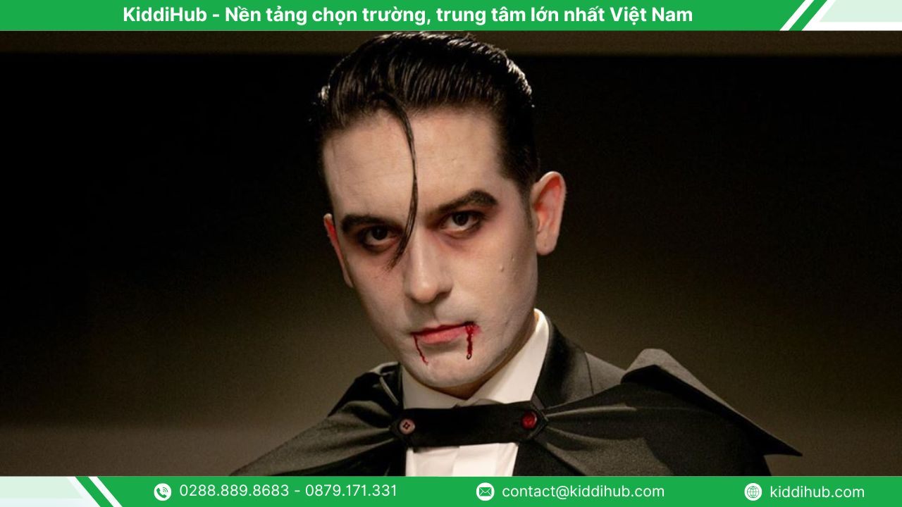 Các bước hóa trang Halloween ma cà rồng đơn giản