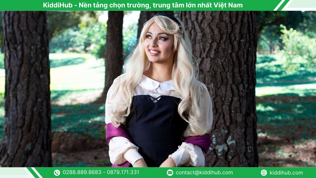 Hóa trang Halloween công chúa Aurora