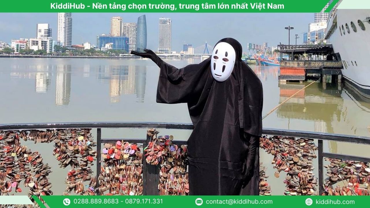 Hóa trang halloween vô diện có khó không