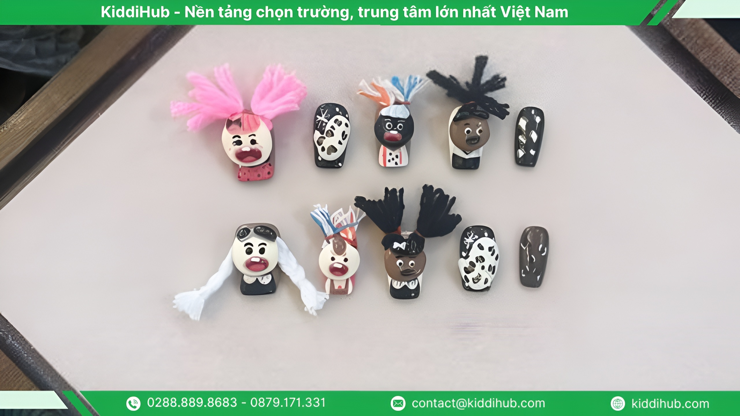 Nail hình thù trừu tượng