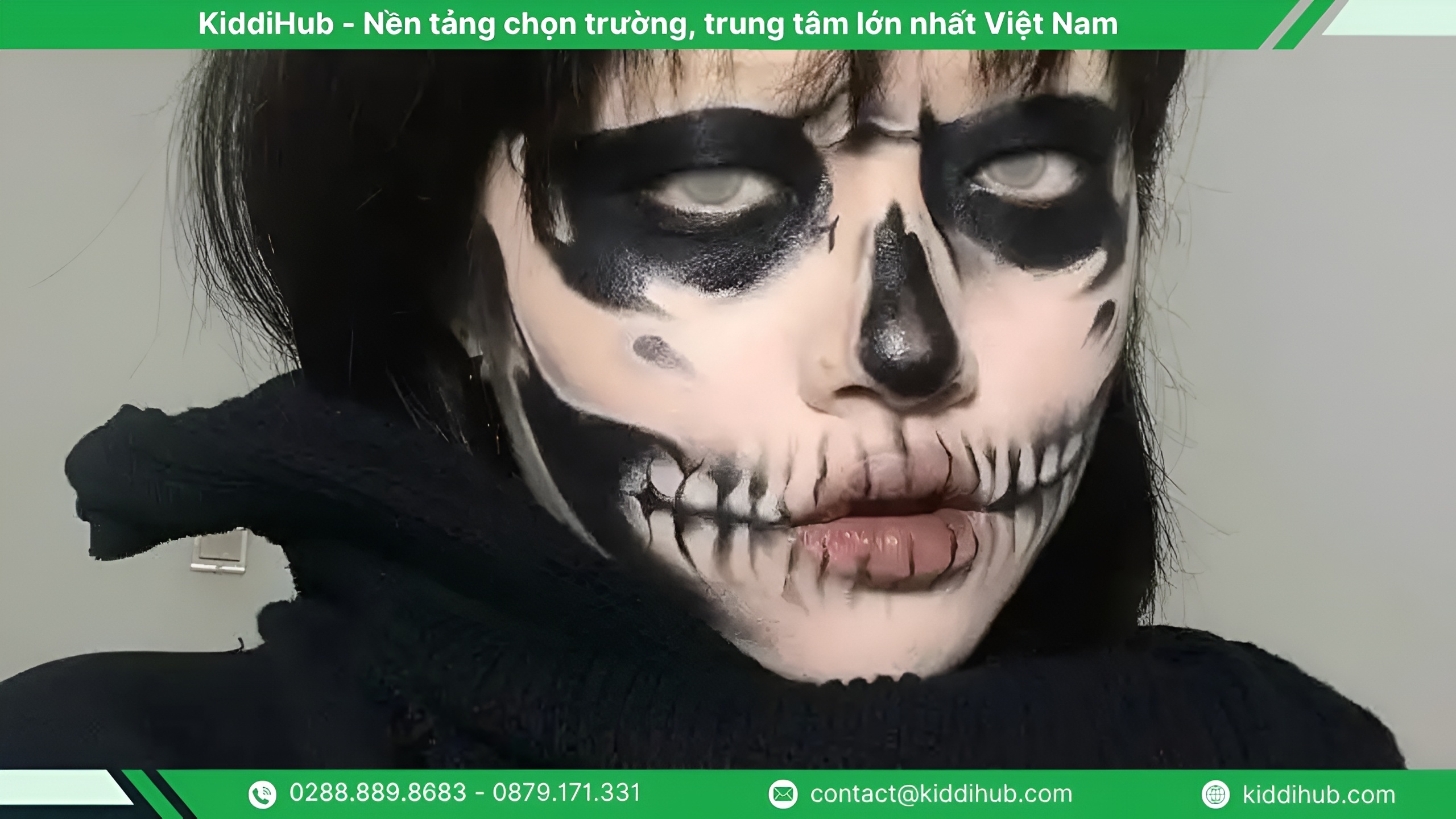 Vẽ mặt hình con ma