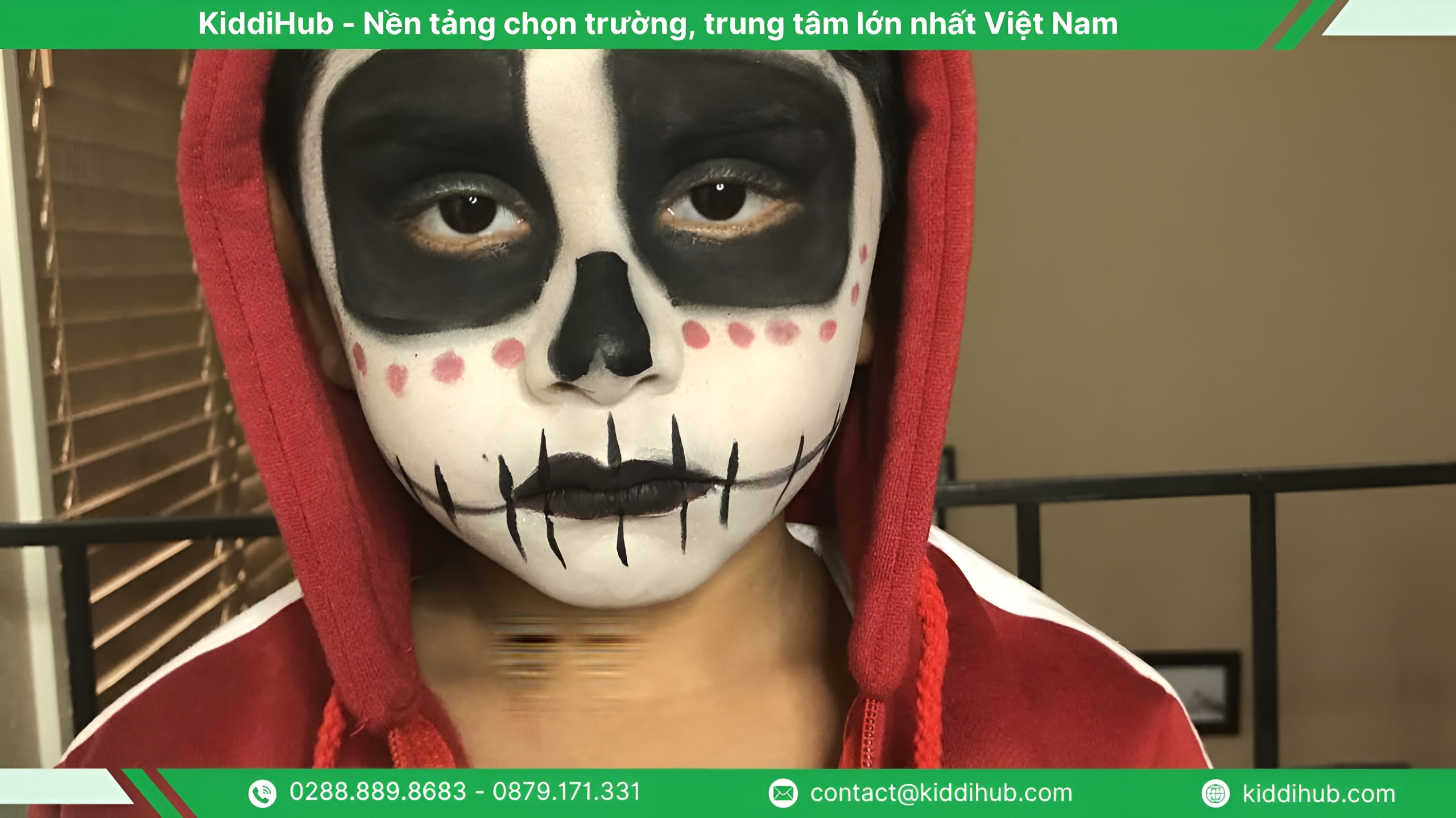 Vẽ mặt Halloween cương thi