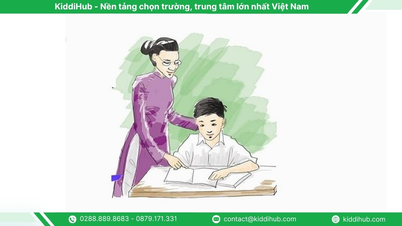Cô giáo và chậu hoa nhỏ