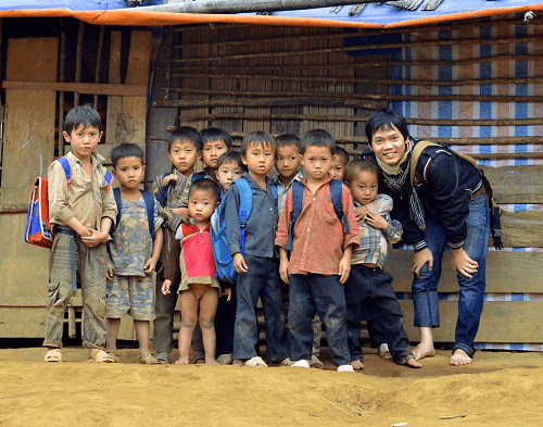 Dự án nuôi em tập trung vào trẻ em ở khu vực khó khăn