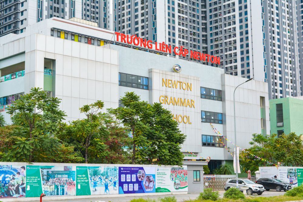 Trường Liên cấp Newton Hà Nội
