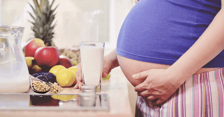 uong-sua-bau-bi-tieu-chay