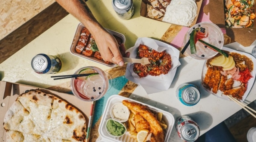 say-thai-an-gi-cho-ra-het-mau