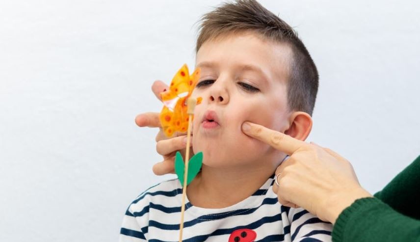 roi-loan-ngon-ngu-o-tre-2