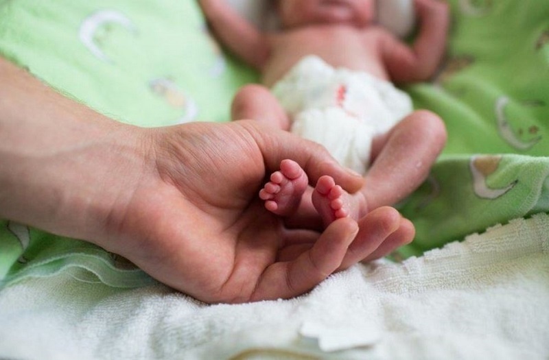 sinh-non-bao-nhieu-tuan-thi-an-toan