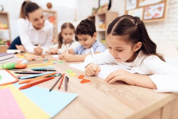 phuong-phap-montessori-va-reggio-emilia-2