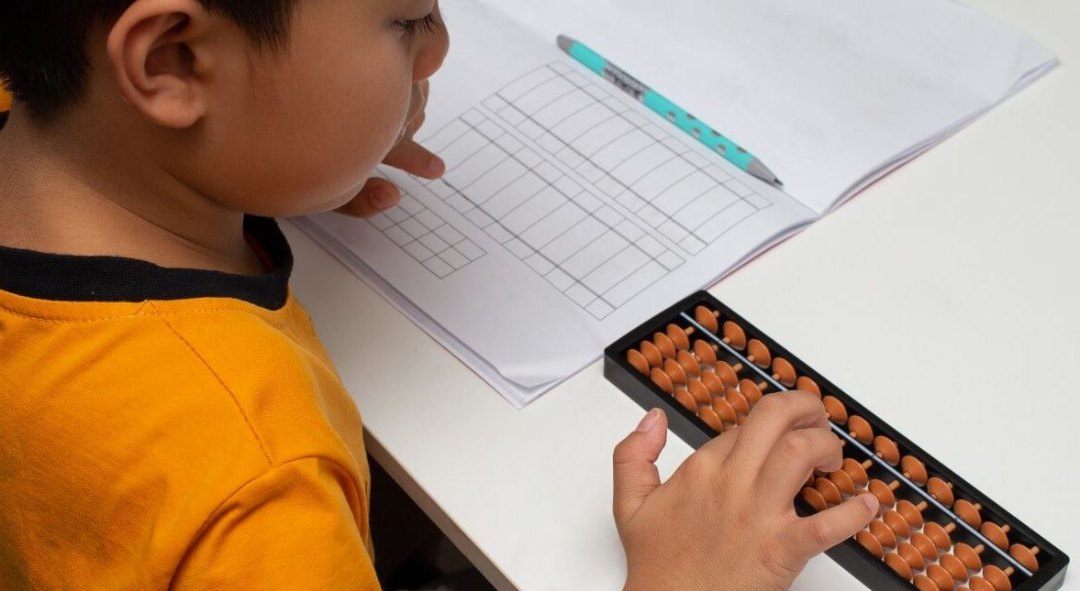 toan-tu-duy-finger-math-va-soroban-2