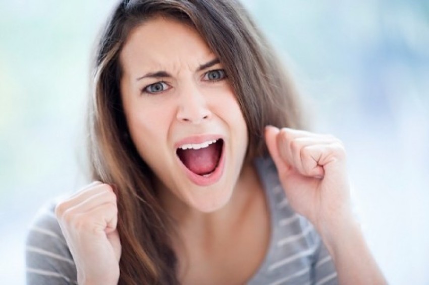 dau-hieu-mang-thai-con-gai